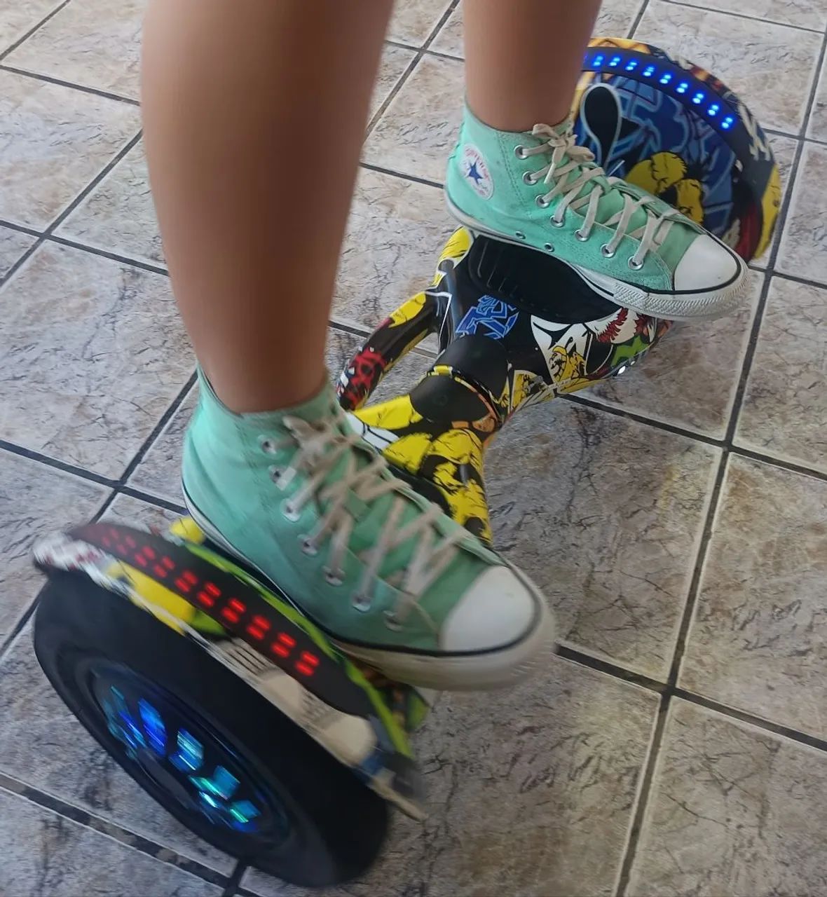 Hoverbord 10 Polegadas Bluetooth controle remoto  - Foto 2