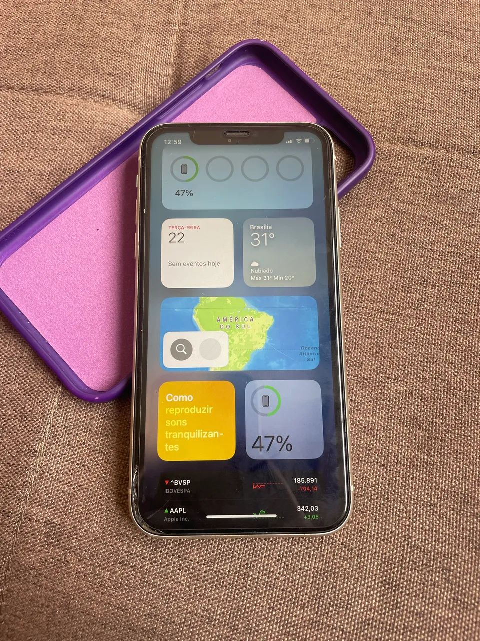 iPhone 11 128GB 73% | Tela trincada | funciona tudo - Foto 2