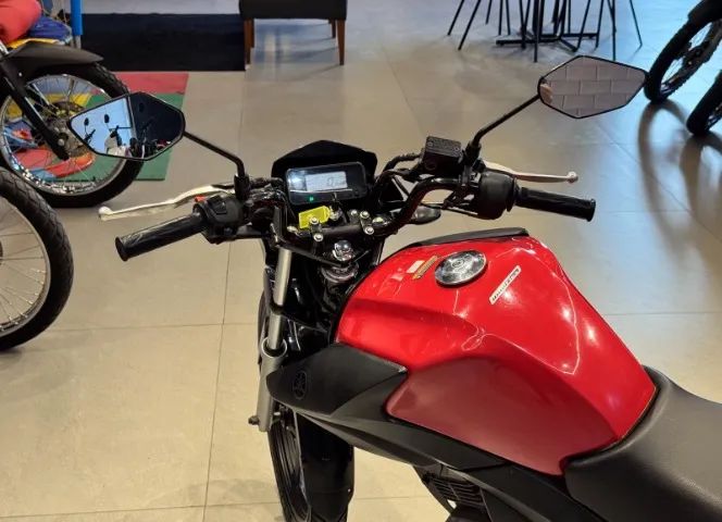 YBR 125i Factor 2022 - Foto 2