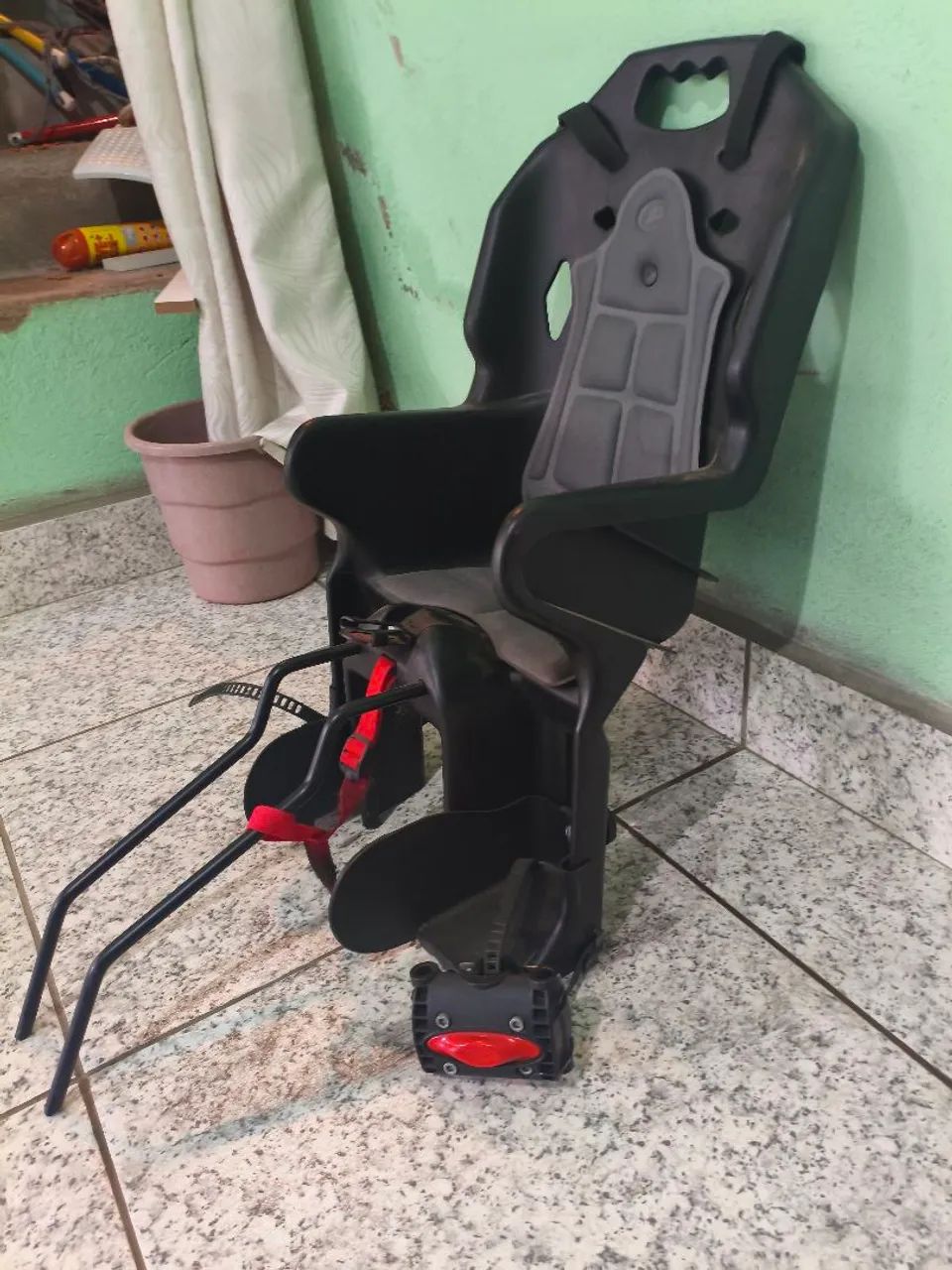 Cadeira traseira infantil para bike - Foto 4