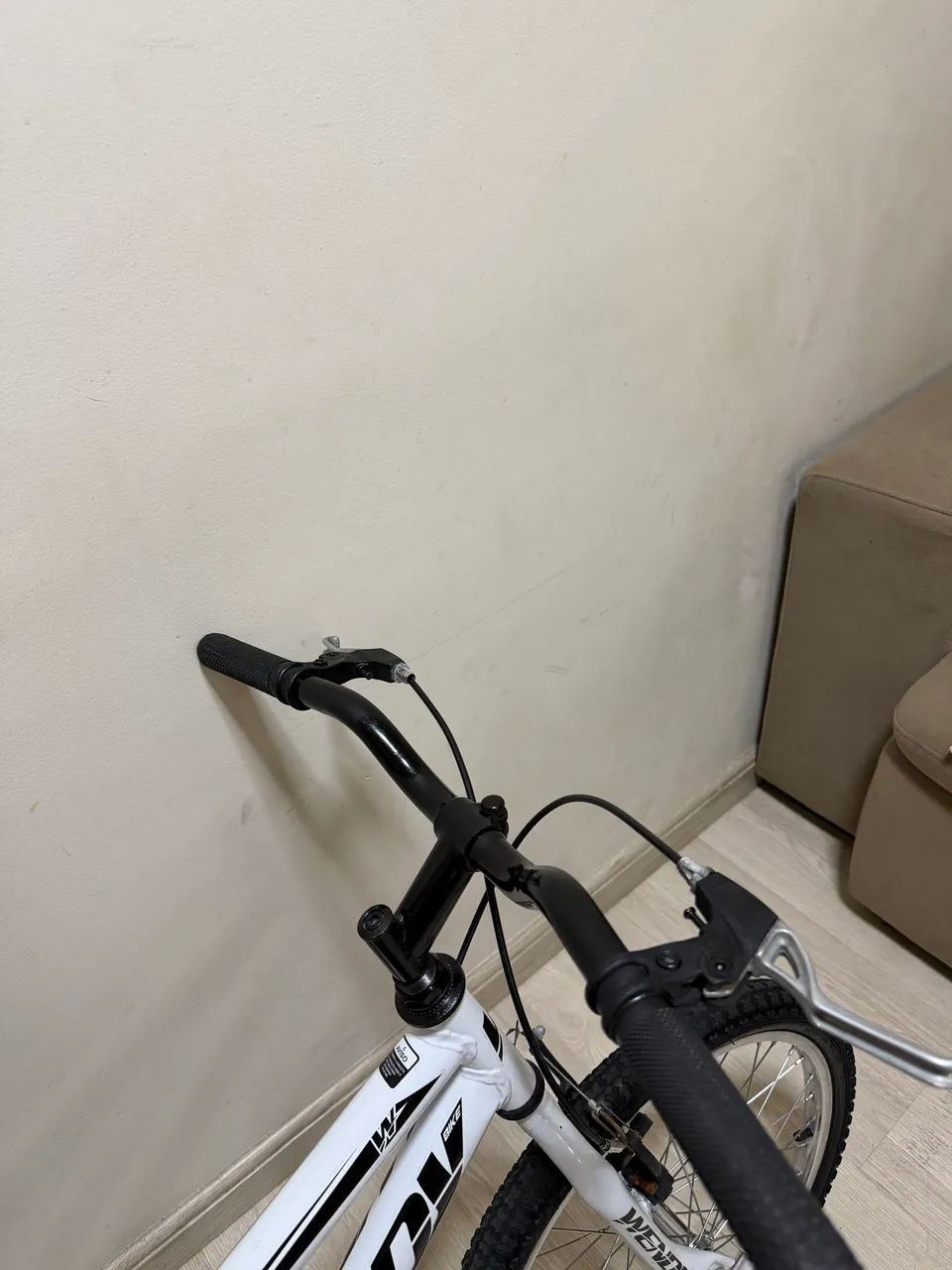 Bicicleta Aro 20 de Alumínio  - Foto 4