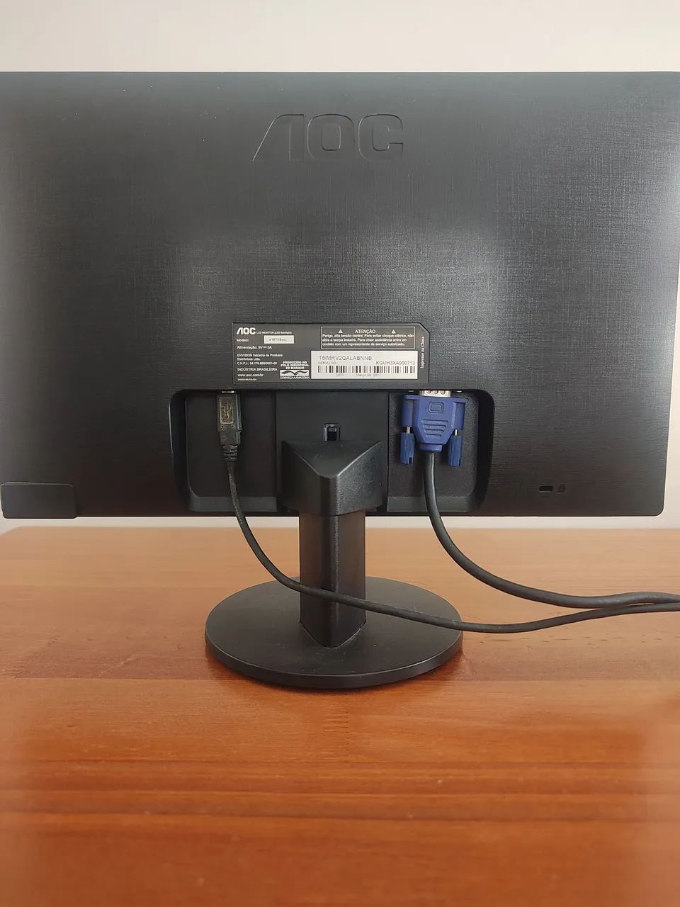 Monitor AOC 15" Usado! Em excelente estado! - Foto 3