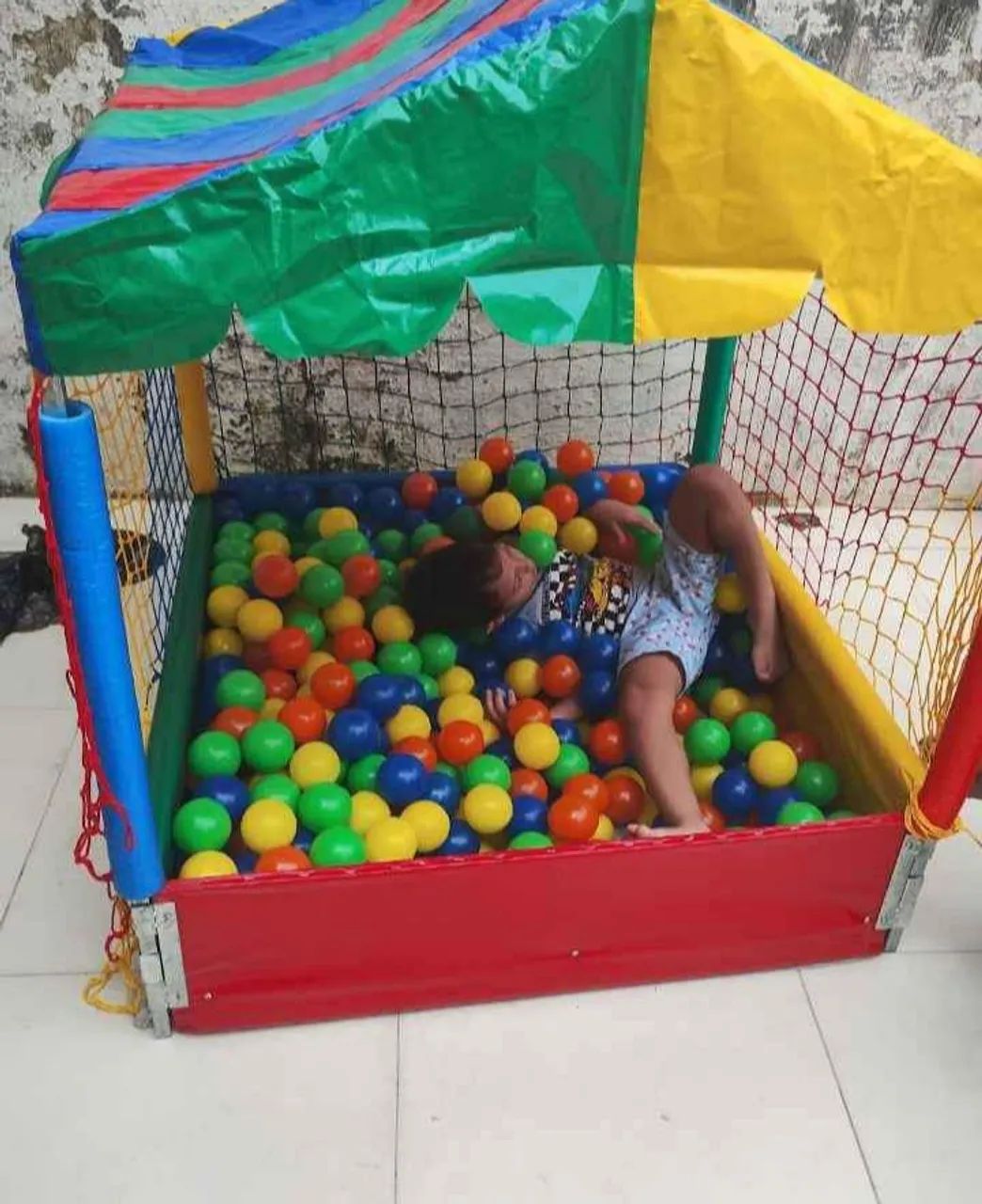 LKJ brinquedos 