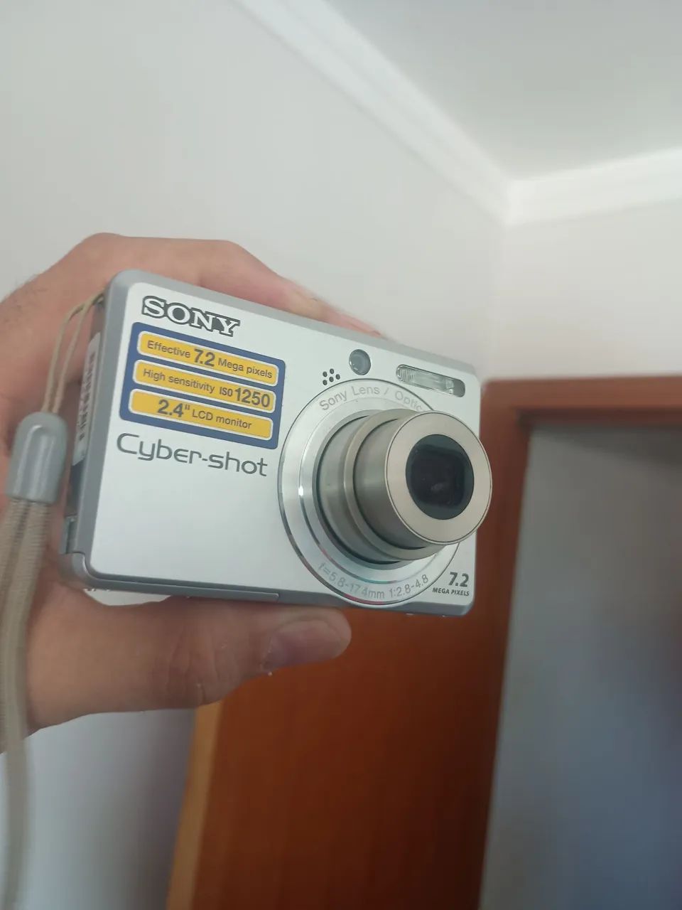Câmera Sony cybershot 7.2 com cartao *lindissima* - Foto 2