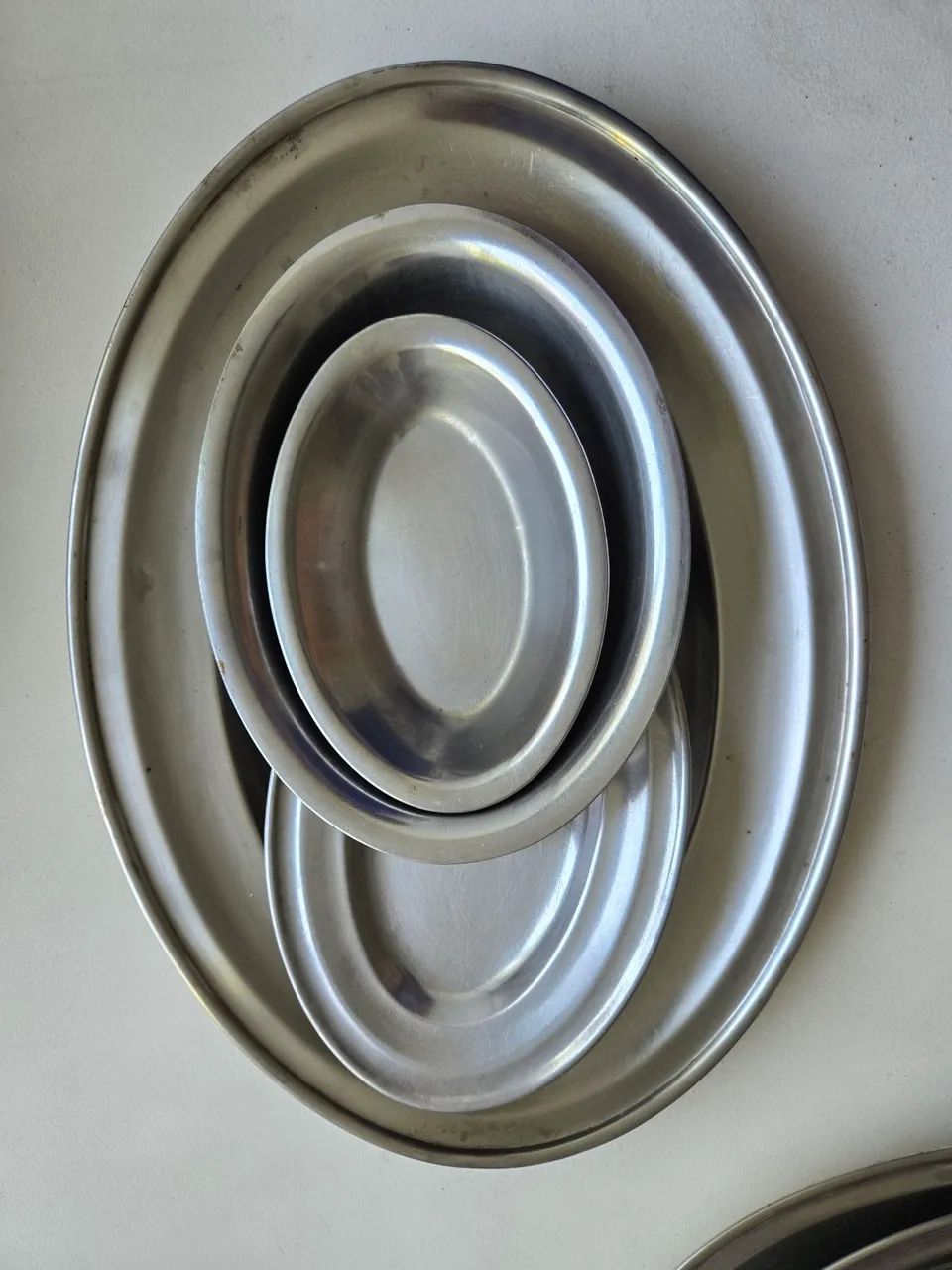 4 travessas de inox ovais - Foto 2