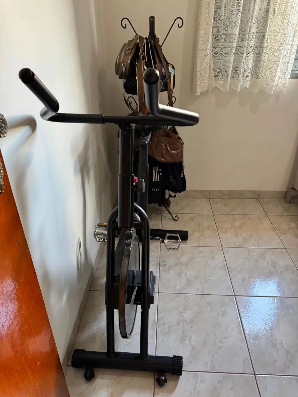 Bicicleta ergometrica manual - Foto 5