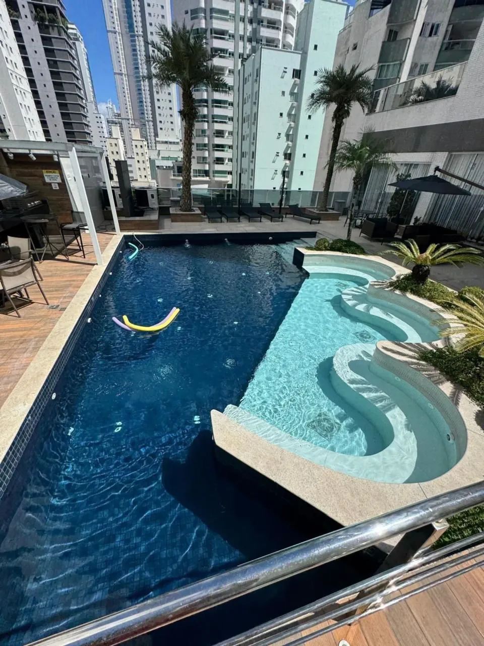 RESIDENCIAL ESSENCE-Barra Norte, acesso à Praia Brava!