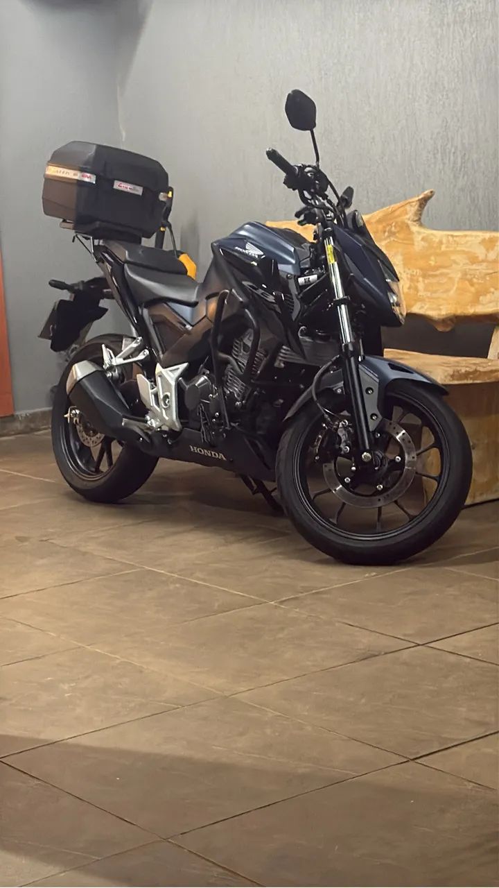 CB 300 zerada 