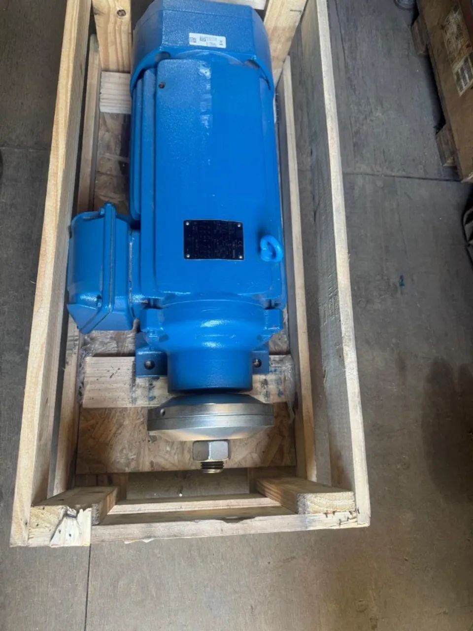 Motor jacaré trifásico 