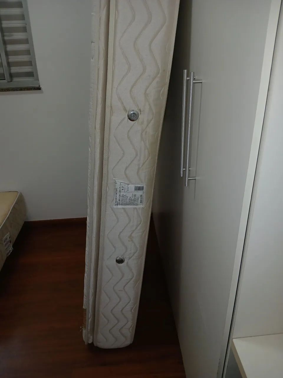 Vendo colchão de solteiro usado - Foto 2
