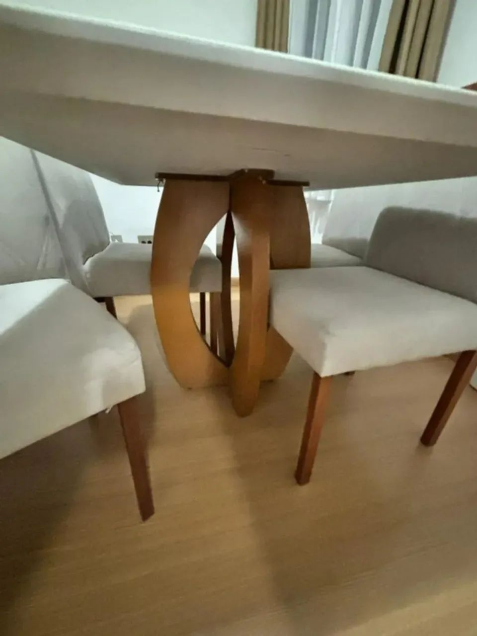 MESA DE JANTAR 4 Lugares Bege - USADA