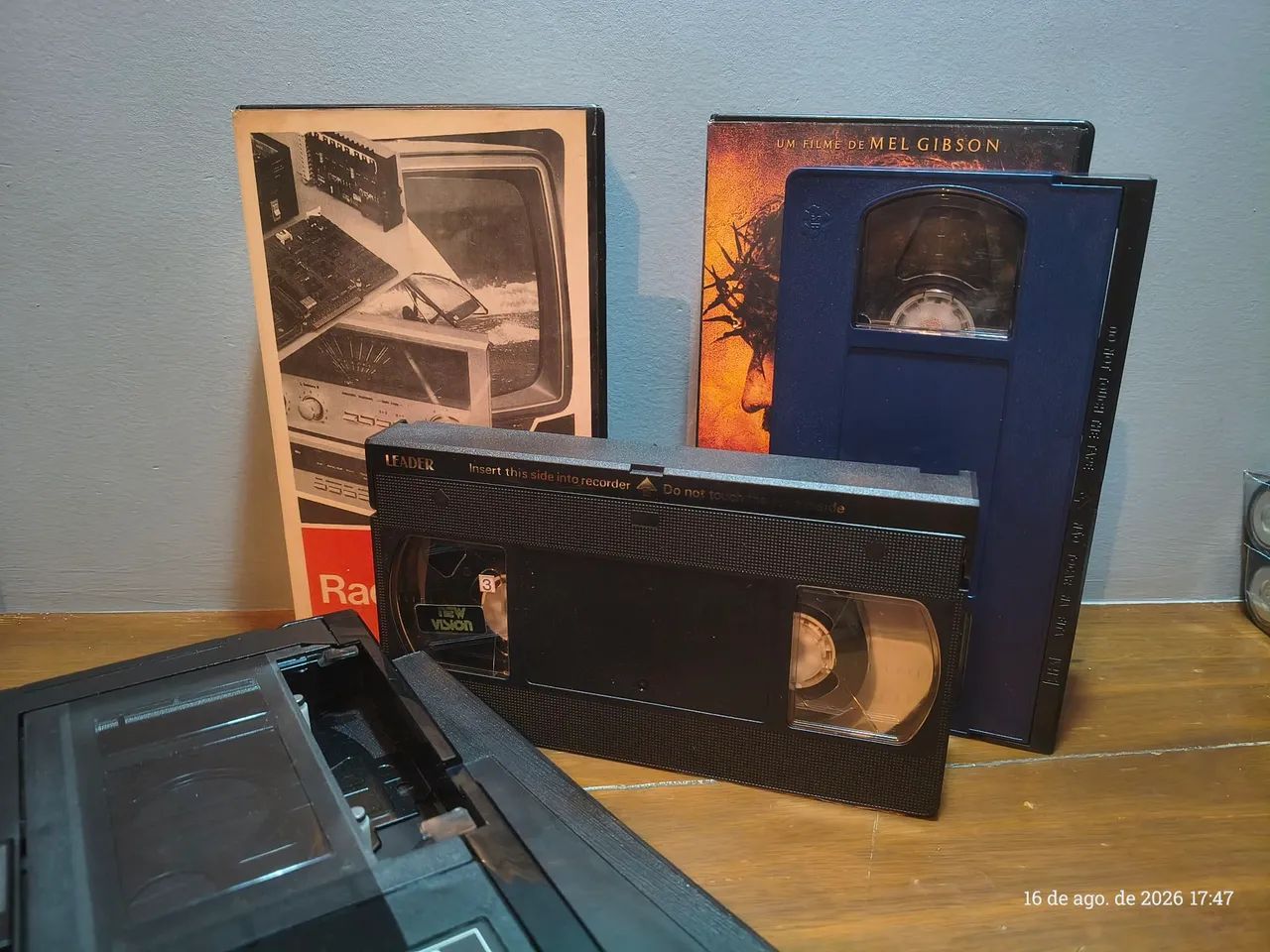 Vhs fitas e 1 Vhs Jvc adaptador  - Foto 5