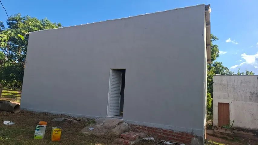 Vende-se uma Casa