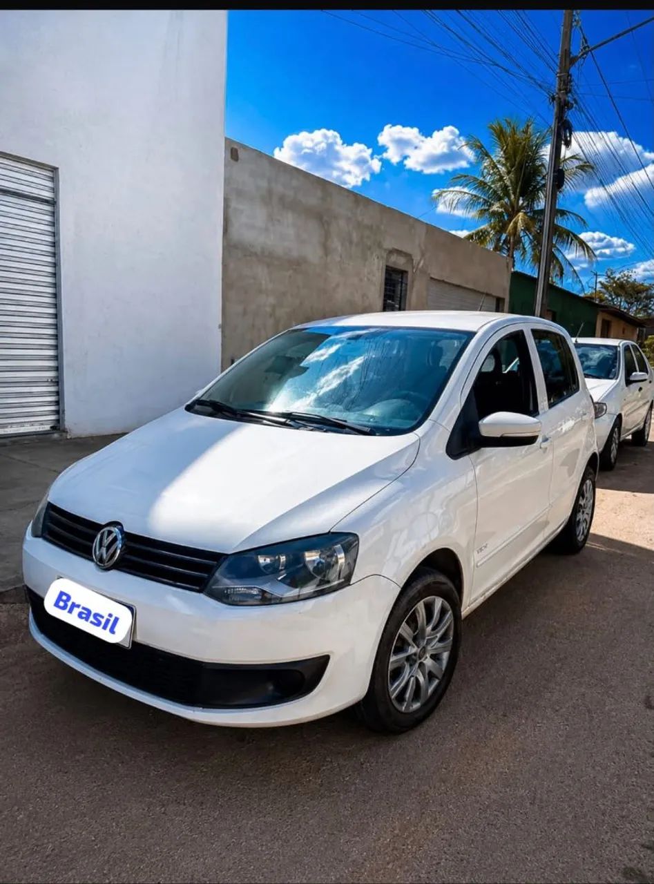 Volkswagen Fox Fox 1.0 Mi Total Flex 8V 5p 2011