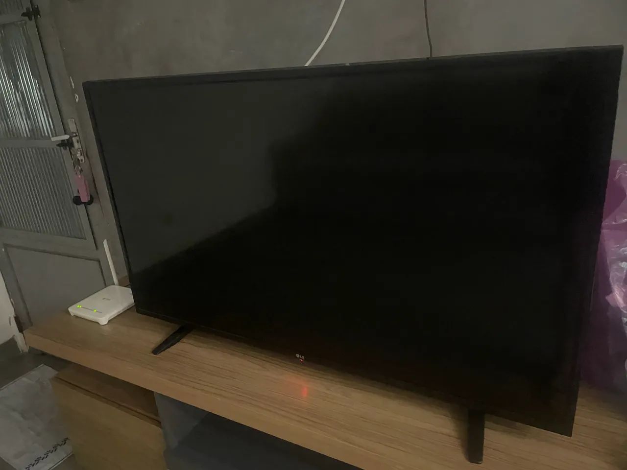 Smart TV LG de 49 polegadas (modelo 49LH5700) - Foto 4