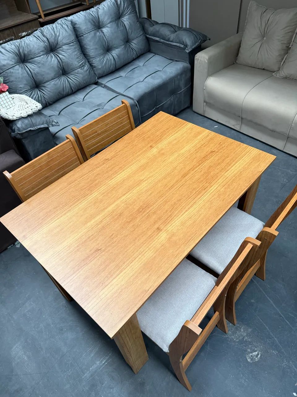 Mesa com 4 cadeiras - entregamos hoje 