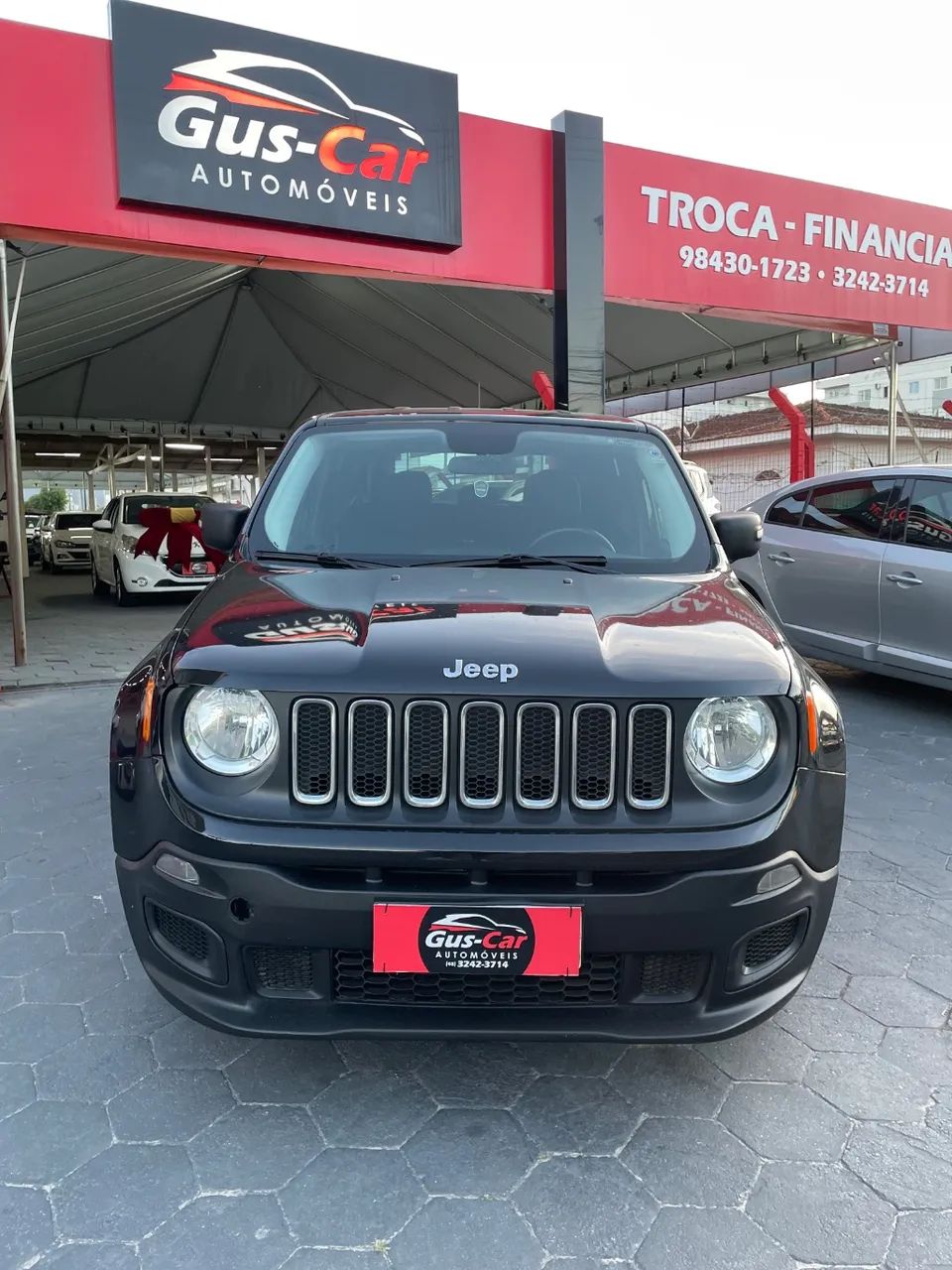 Jeep Renegade 1.8 4X2 Flex 16V Mec. 2017 - Foto 2