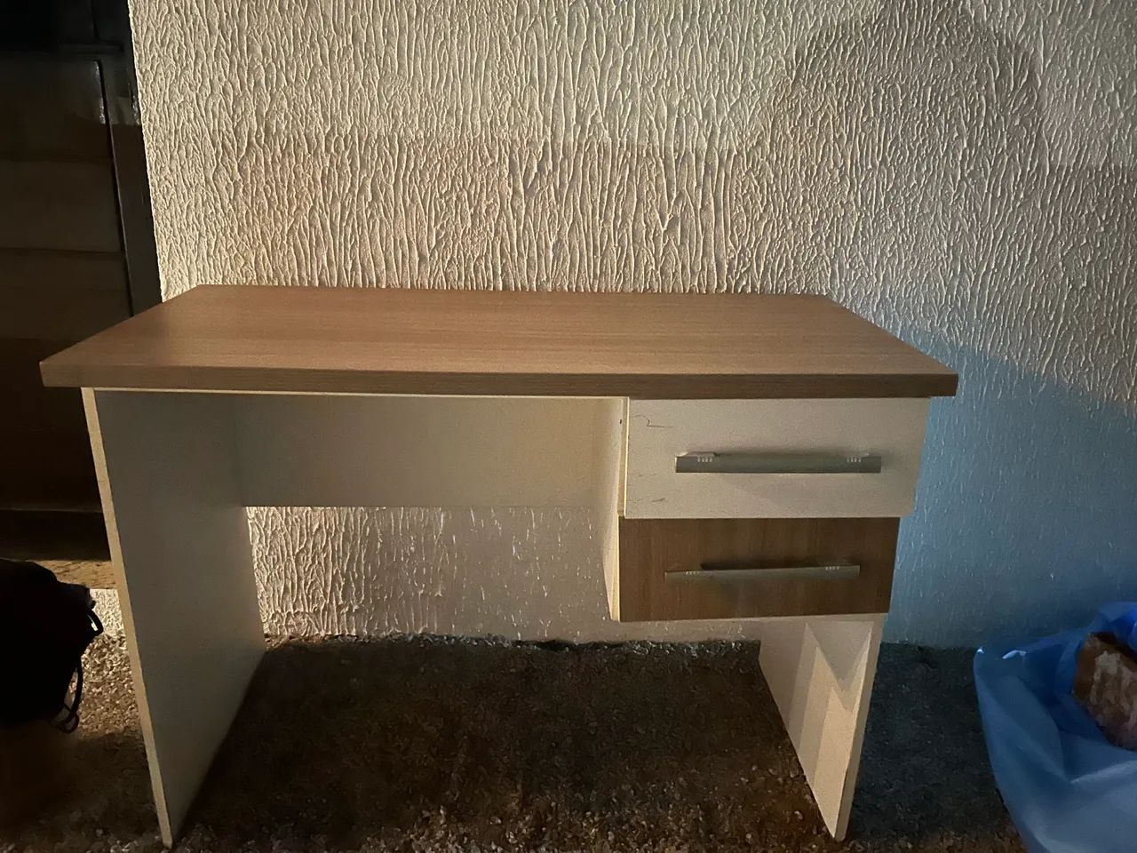 Mesa de computador usada