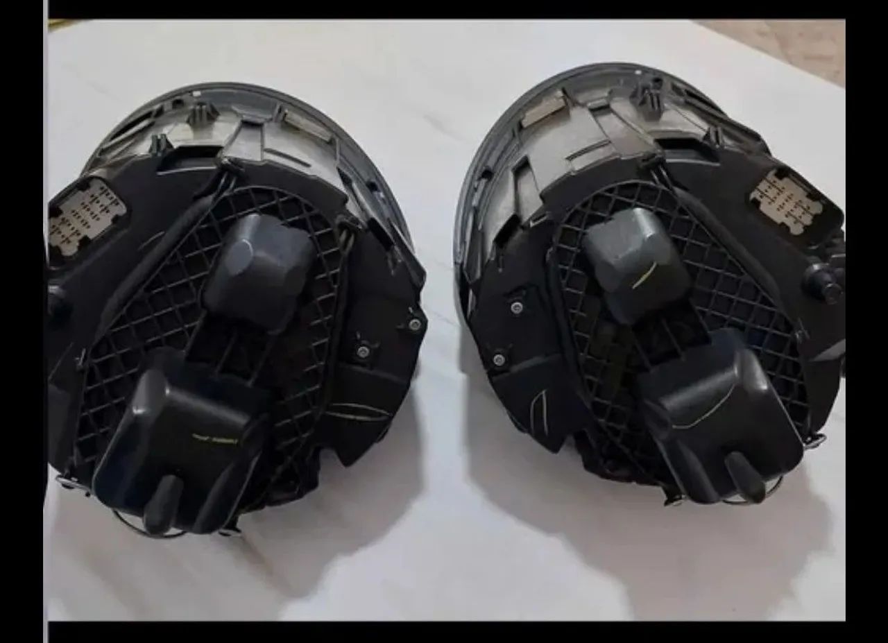 PAR DE FARÓIS ORIGINAIS NEW BEETLE VW SÓ VENDA NÃO TROCO POR NADA  - Foto 4