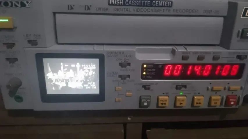 Sony DSR-25 DVCAM / DV / MiniDV - Player & Gravador Profissional NTSC