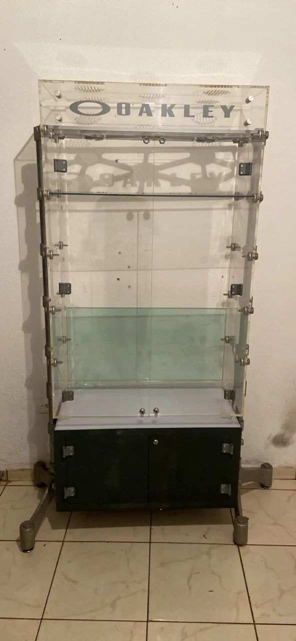 Vitrini Oakley  - Foto 3