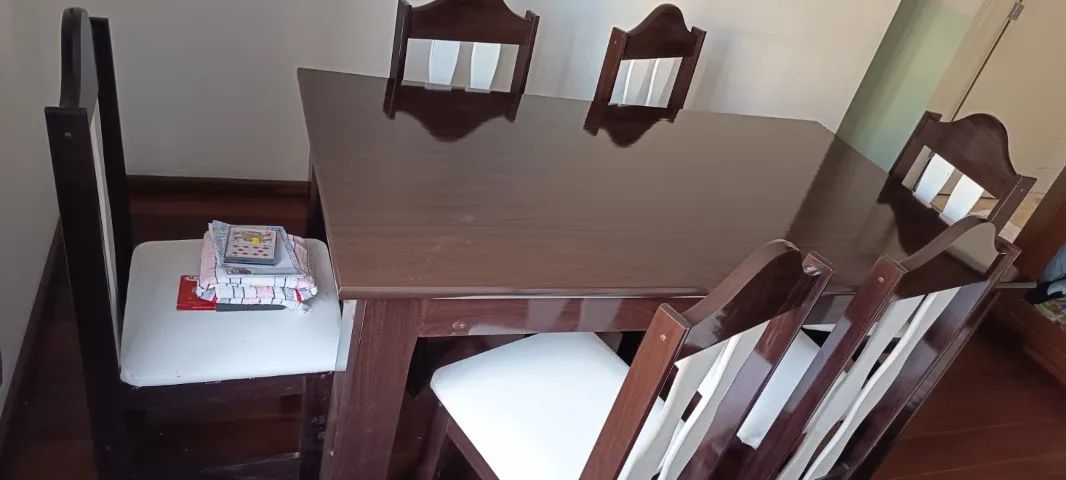 Mesa de Jantar467355655629056004