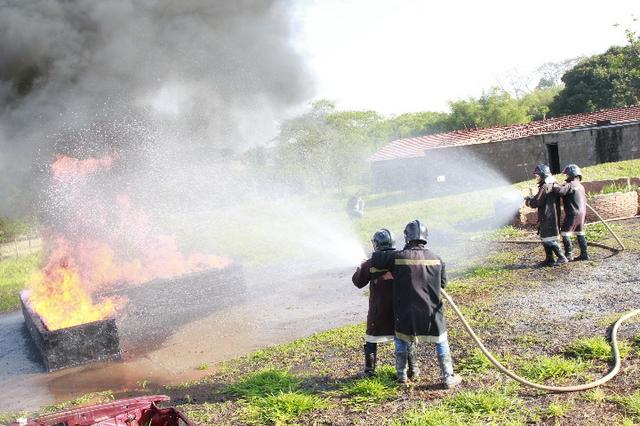 Curso de Bombeiro Civil (Escola Credenciada pelo Corpo de Bombeiros SP) - Foto 2