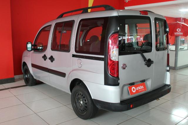 Fiat Doblo 1.8 Essemce 7 lugares - Foto 4