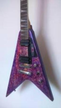 Guitarra Fly V stringberg