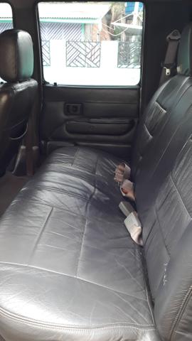 Hilux ano 2002 R$33,000 - Foto 3
