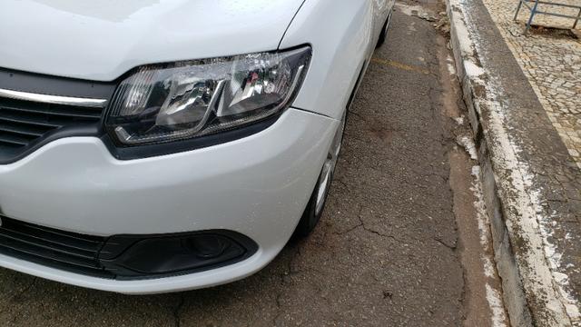 Renault Logan 2017 1.0 Completo Pneus novos Ipva pago - Foto 7