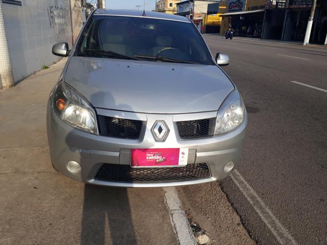 Sandero 2011 16.900 financio sem entrada