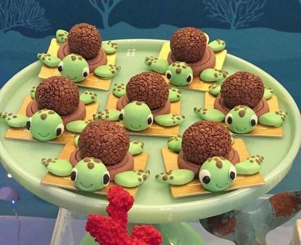 Cento de doces 50.00 personalizados 2.00 reais a unidade - Foto 2
