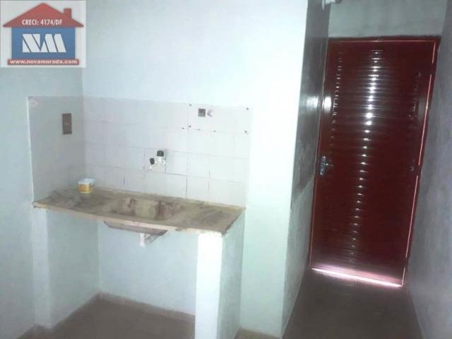 0014 - QNN 22, Excelente localização- Casa de fundos - Foto 10
