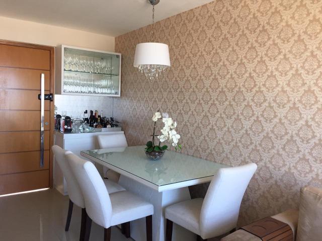 Apartamento em Petrópolis com 02 suítes e 02 vagas de garagem - Foto 11