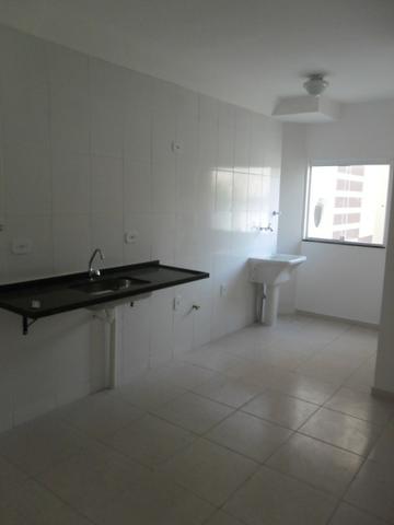 Código 304 - Apartamento de dois Dormitórios na Rua Beatris Gomes Mazella na Morada do Val - Foto 3