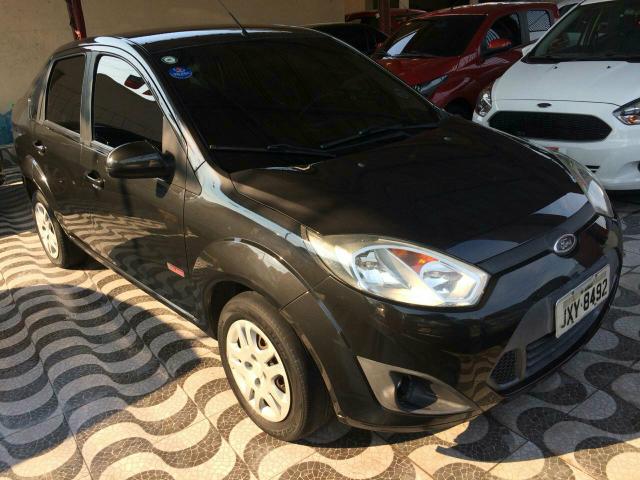 Vendo fiesta sedan ano 2010/2011 já financiado - Foto 4