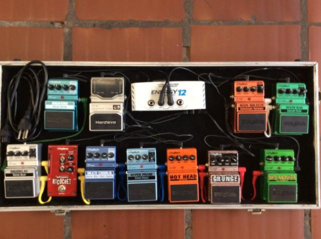 Set de pedais Digitech parcelo no cartão e ML trocas somente no set completo