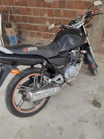MOTO SUZUKI 150