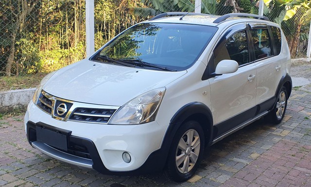 LIVINA XGEAR 1.8 2014 LINDA