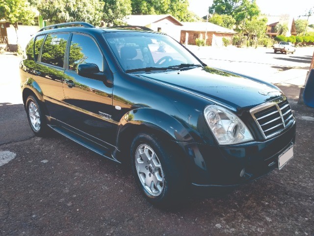SSANGYONG REXTON RX270