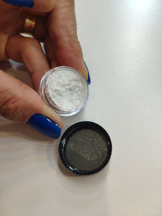  Fração de Pigmentos E GLITTER da MAC.  - Foto 2