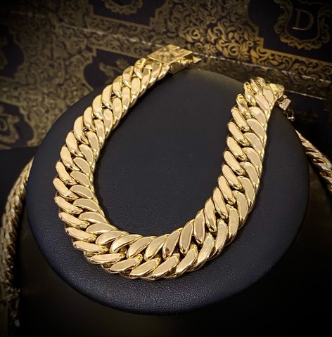 Pulseira em ouro 18k 42 gramas