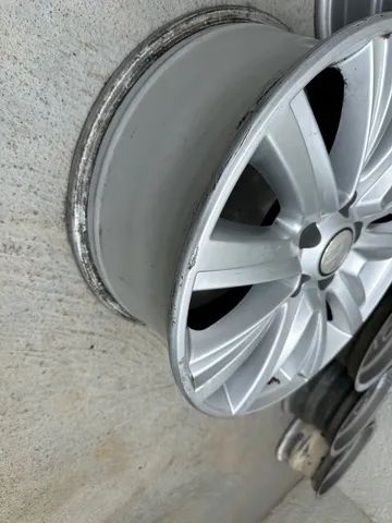 Roda original aro 18 Amarok highline seminova - Foto 2