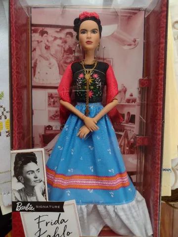Barbie Frida Kahlo Inspiring Women - Foto 4