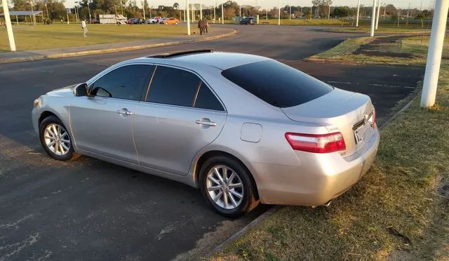 Toyota Camry da Nascar com 709 cv é colocado à venda nos EUA