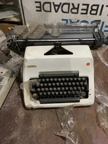 Lote de máquina de escrever manual 