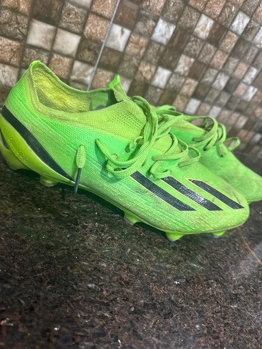 Chuteiras Adidas - Tamanho 41 - Usadas - Foto 4