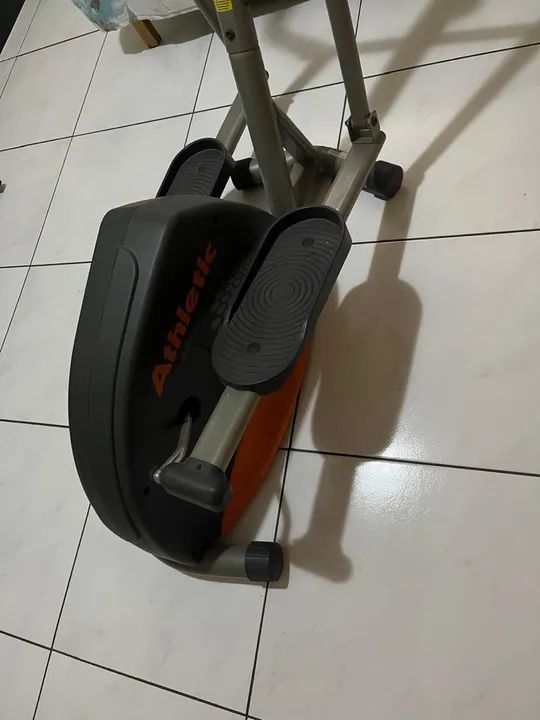 Elíptico Athletic - Pouco usado  - Foto 3