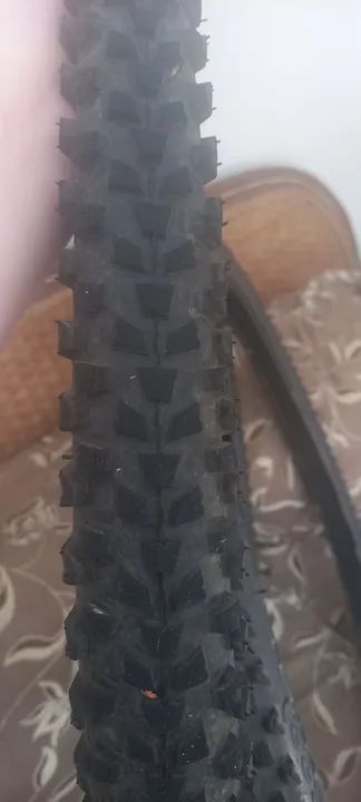 Pneu de Bicicleta 29 - Foto 2